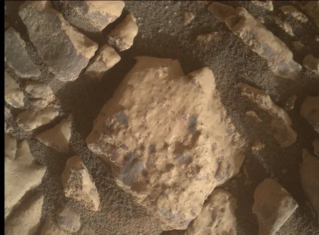 Sol 4295: Mars Hand Lens Imager (MAHLI)