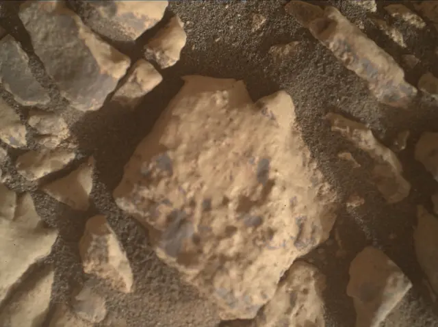 Sol 4295: Mars Hand Lens Imager (MAHLI)