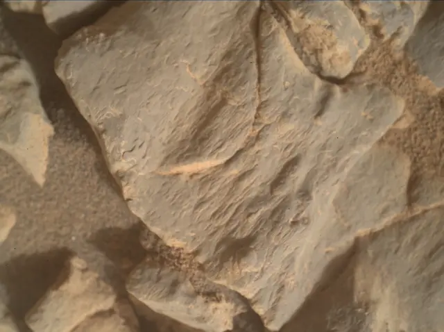 Sol 4295: Mars Hand Lens Imager (MAHLI)