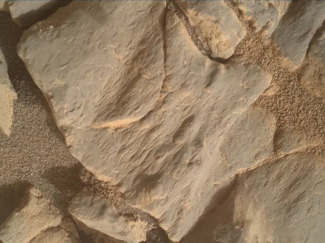 Sol 4295: Mars Hand Lens Imager (MAHLI)