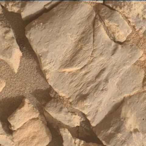 Sol 4295: Mars Hand Lens Imager (MAHLI)