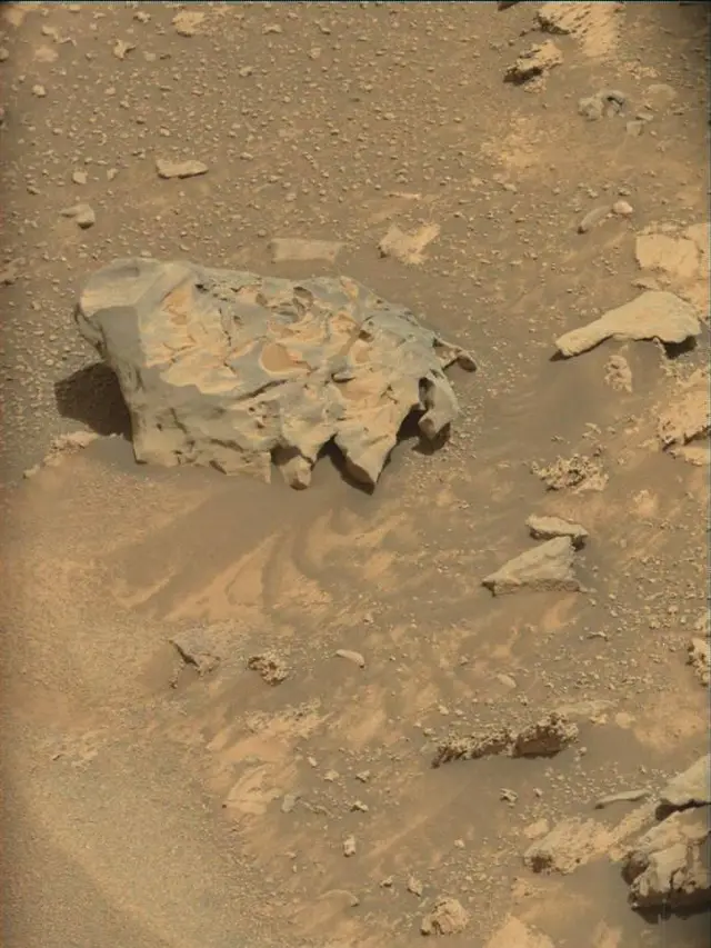 Sol 4296: Mast Camera (Mastcam)