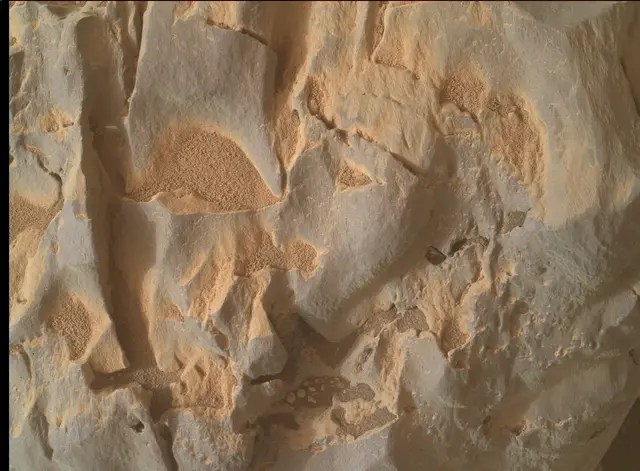 Sol 4297: Mars Hand Lens Imager (MAHLI)