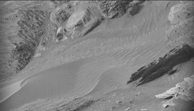 Sol 4298: Mast Camera (Mastcam)