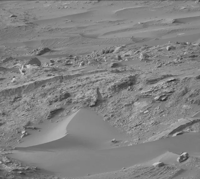 Sol 4298: Mast Camera (Mastcam)