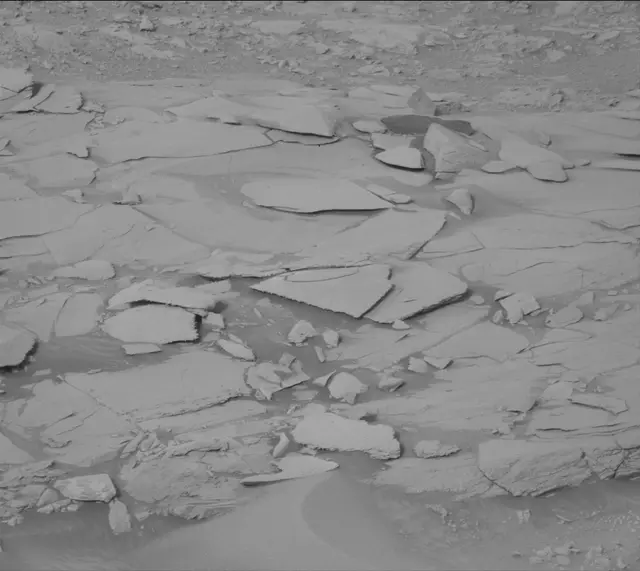 Sol 4298: Mast Camera (Mastcam)
