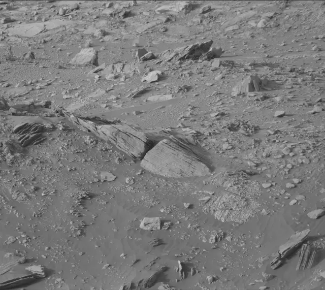 Sol 4298: Mast Camera (Mastcam)