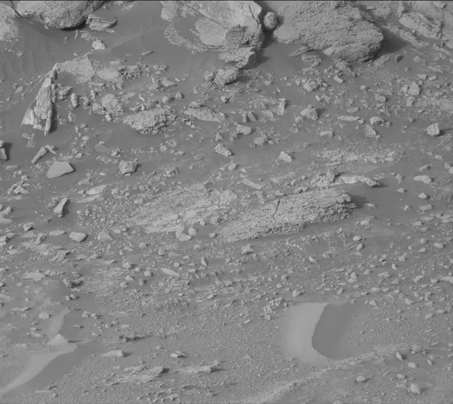 Sol 4298: Mast Camera (Mastcam)