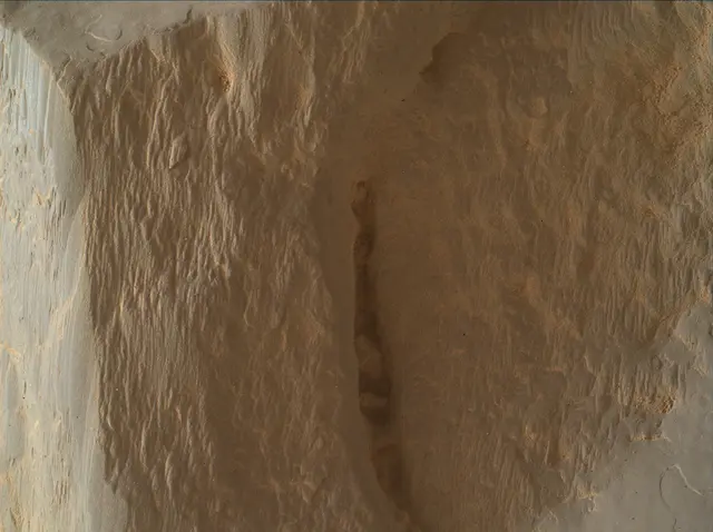 Sol 4298: Mars Hand Lens Imager (MAHLI)