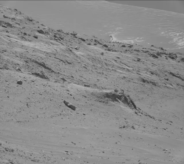 Sol 4300: Mast Camera (Mastcam)