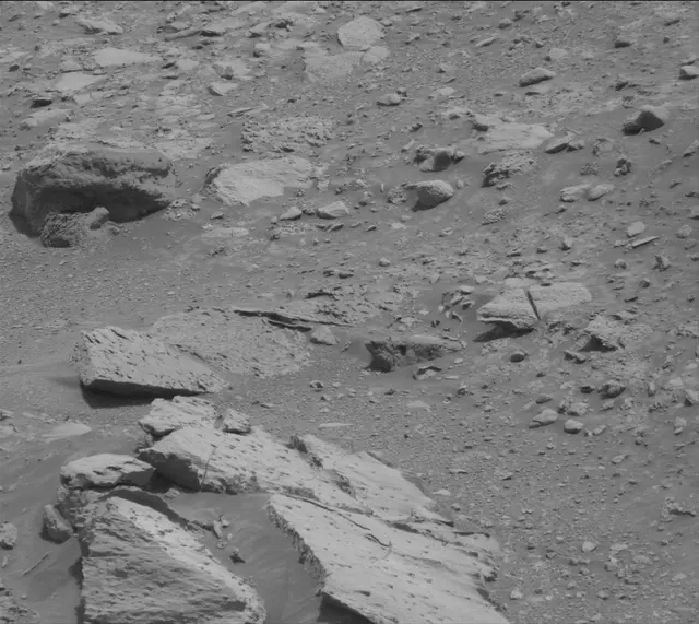 Sol 4300: Mast Camera (Mastcam)