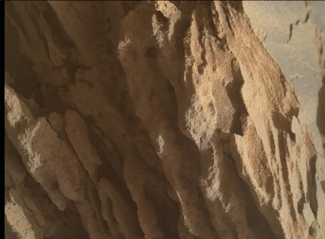 Sol 4300: Mars Hand Lens Imager (MAHLI)