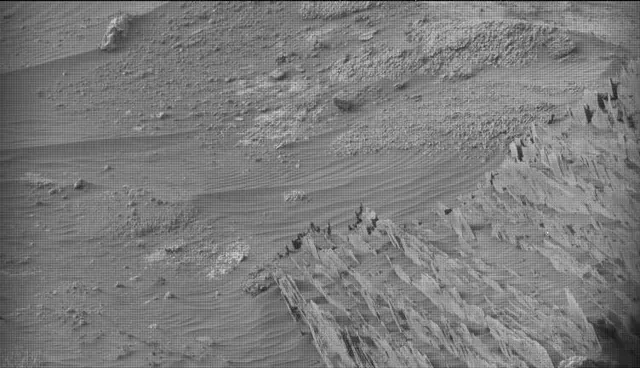 Sol 4301: Mast Camera (Mastcam)