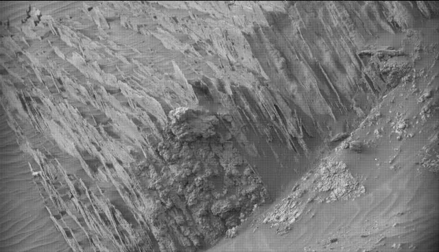 Sol 4301: Mast Camera (Mastcam)