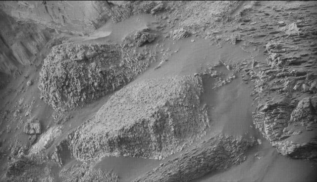 Sol 4301: Mast Camera (Mastcam)