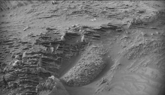 Sol 4301: Mast Camera (Mastcam)