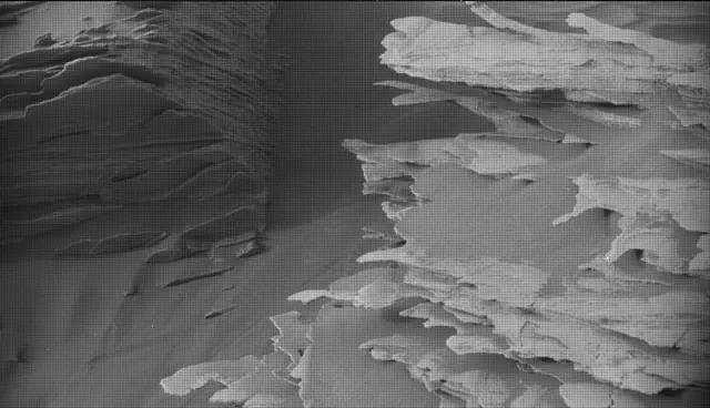 Sol 4301: Mast Camera (Mastcam)