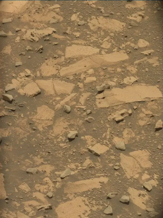 Sol 4301: Mast Camera (Mastcam)