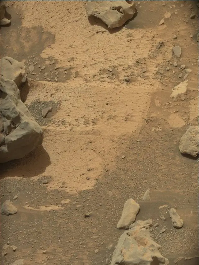 Sol 4301: Mast Camera (Mastcam)