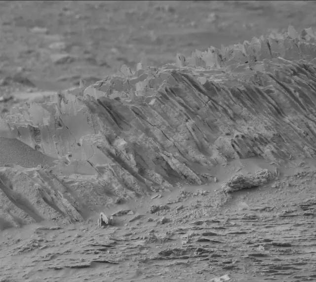 Sol 4301: Mast Camera (Mastcam)