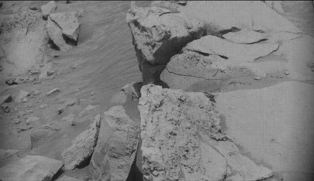 Sol 4302: Mast Camera (Mastcam)