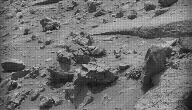 Sol 4302: Mast Camera (Mastcam)
