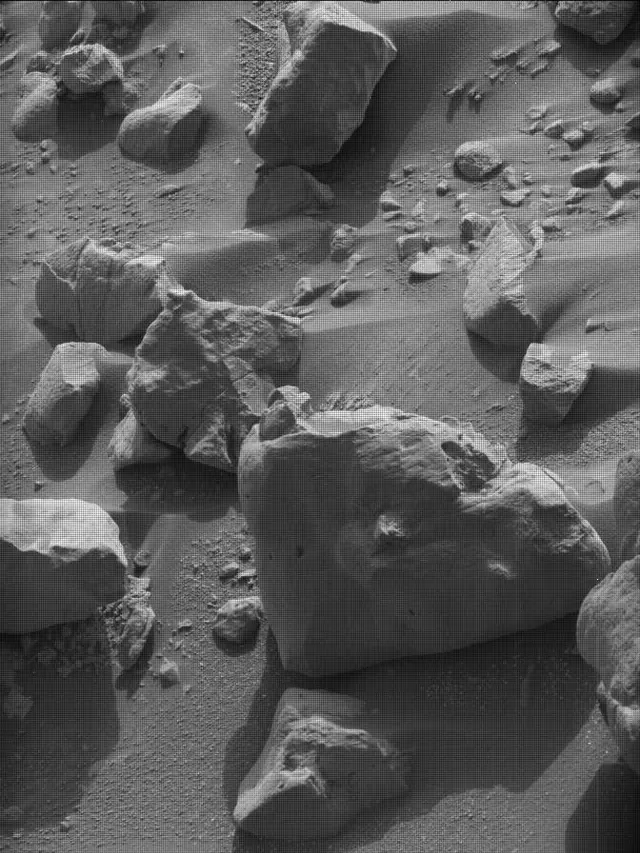 Sol 4302: Mast Camera (Mastcam)