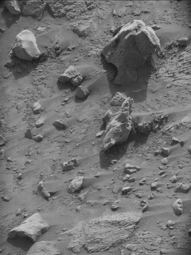 Sol 4302: Mast Camera (Mastcam)