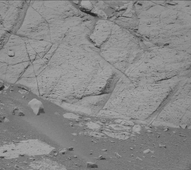Sol 4302: Mast Camera (Mastcam)