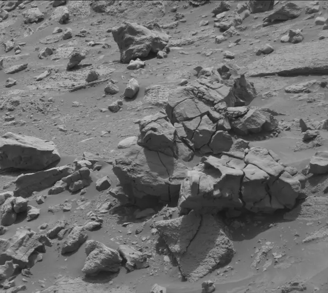 Sol 4302: Mast Camera (Mastcam)