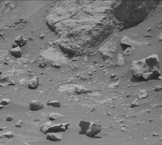 Sol 4302: Mast Camera (Mastcam)