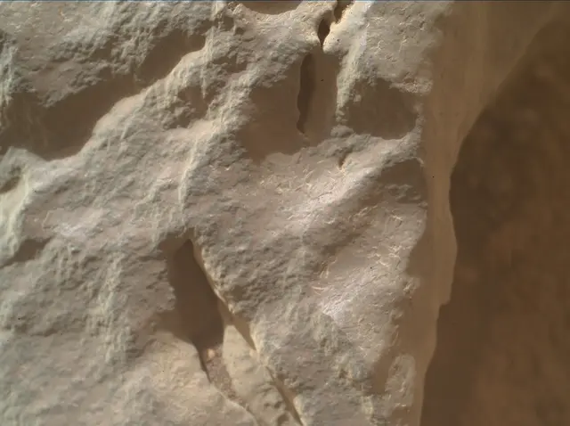 Sol 4302: Mars Hand Lens Imager (MAHLI)