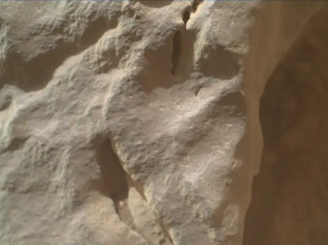 Sol 4302: Mars Hand Lens Imager (MAHLI)
