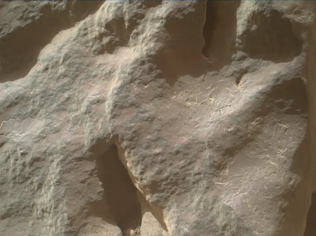 Sol 4302: Mars Hand Lens Imager (MAHLI)