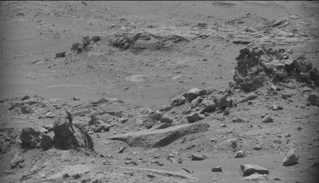 Sol 4304: Mast Camera (Mastcam)