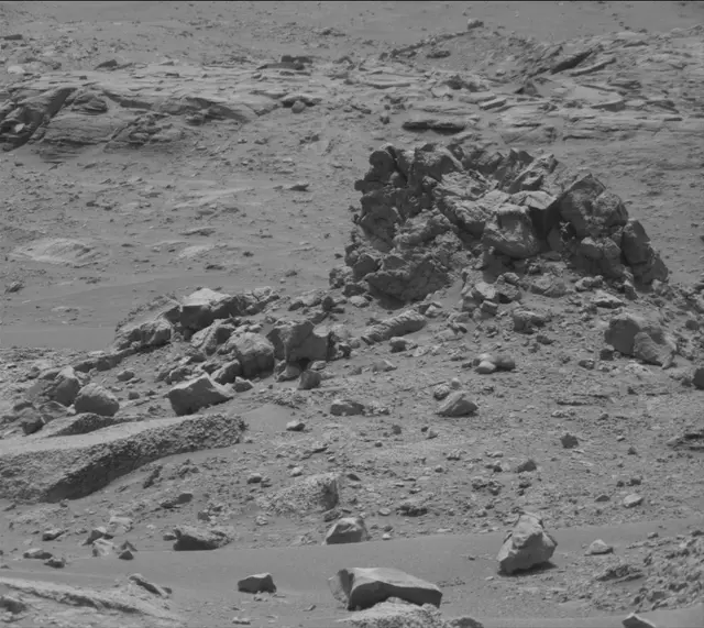 Sol 4304: Mast Camera (Mastcam)