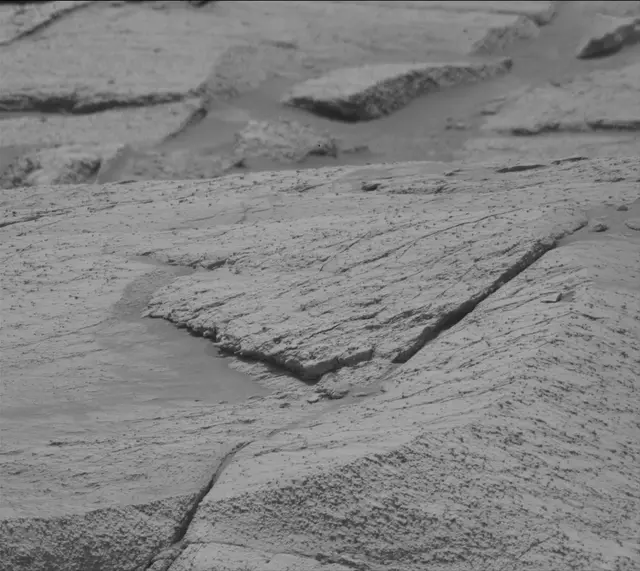 Sol 4304: Mast Camera (Mastcam)
