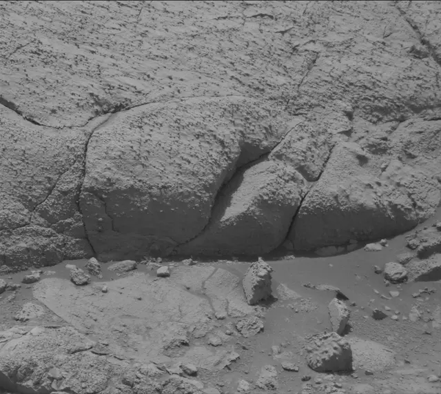Sol 4304: Mast Camera (Mastcam)