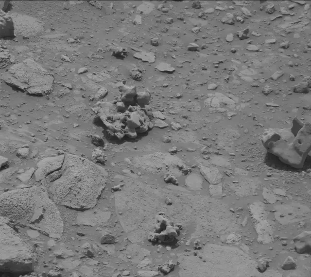 Sol 4304: Mast Camera (Mastcam)
