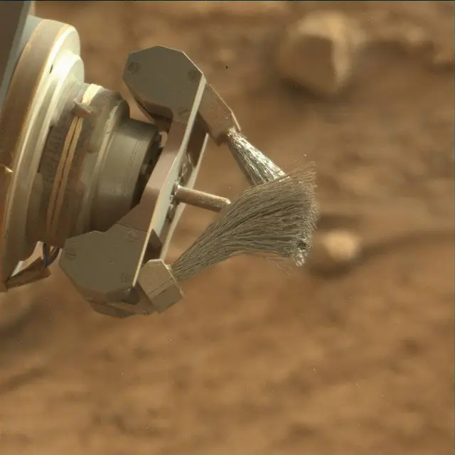 Sol 4304: Mast Camera (Mastcam)