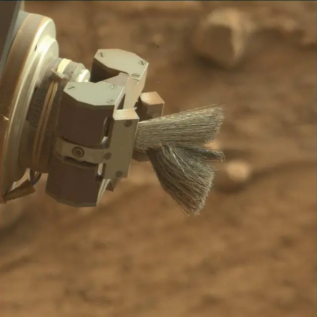 Sol 4304: Mast Camera (Mastcam)