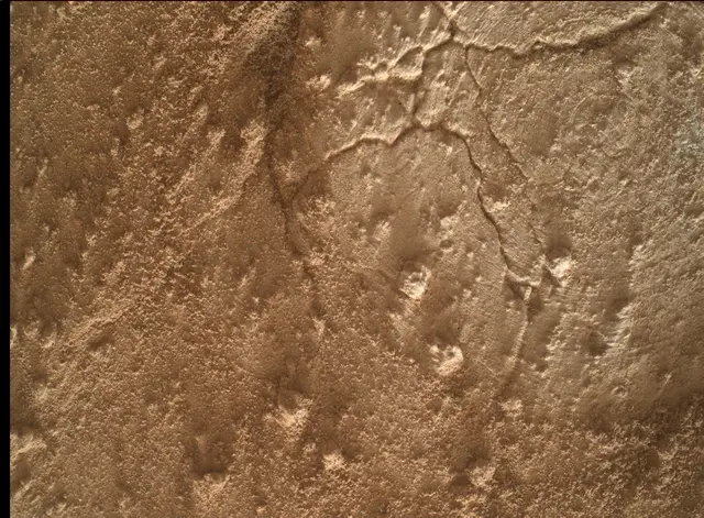 Sol 4304: Mars Hand Lens Imager (MAHLI)