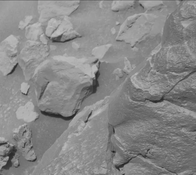 Sol 4305: Mast Camera (Mastcam)