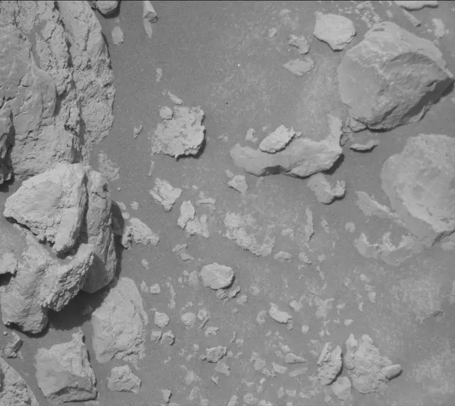 Sol 4305: Mast Camera (Mastcam)