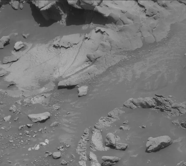Sol 4307: Mast Camera (Mastcam)