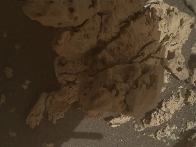 Sol 4307: Mars Hand Lens Imager (MAHLI)