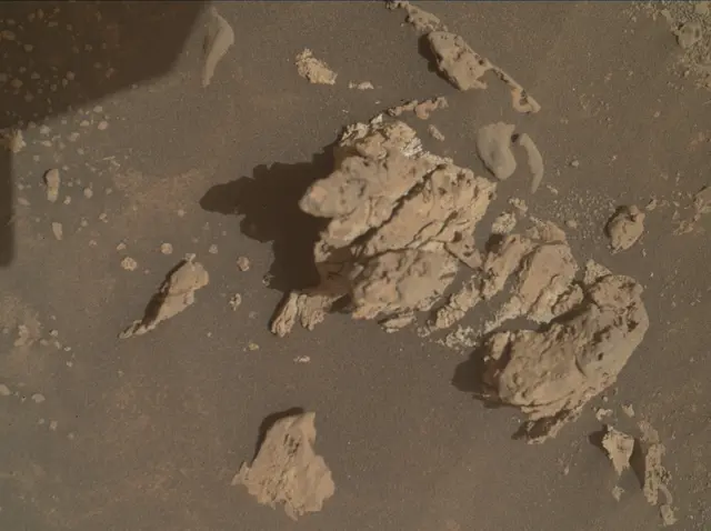 Sol 4307: Mars Hand Lens Imager (MAHLI)
