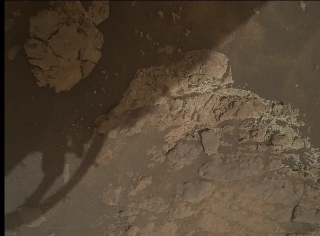 Sol 4307: Mars Hand Lens Imager (MAHLI)