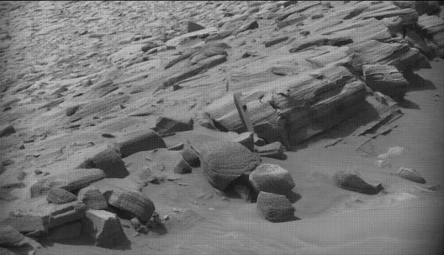 Sol 4309: Mast Camera (Mastcam)