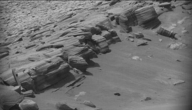 Sol 4309: Mast Camera (Mastcam)